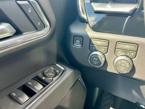 2026 GMC Sierra 1500 Elevation Standard