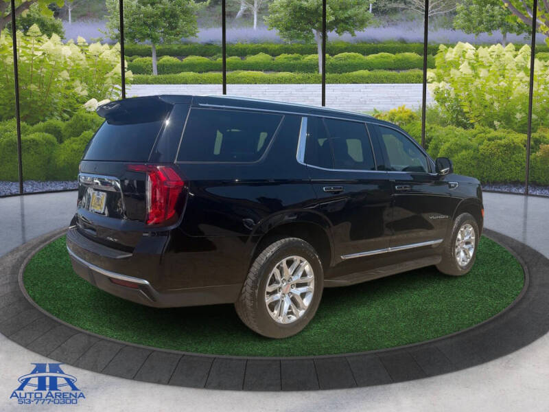 2022 GMC Yukon SLT