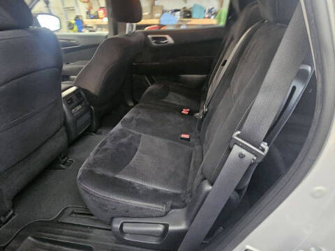 2014 Nissan Pathfinder S