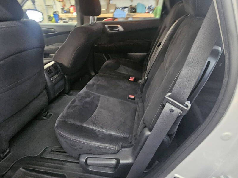 2014 Nissan Pathfinder S