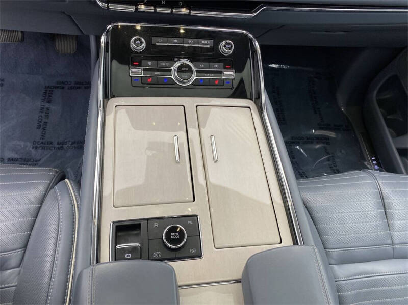 2019 Lincoln Navigator Black Label