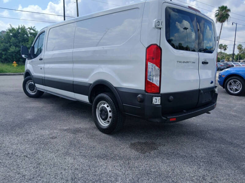 2020 Ford Transit