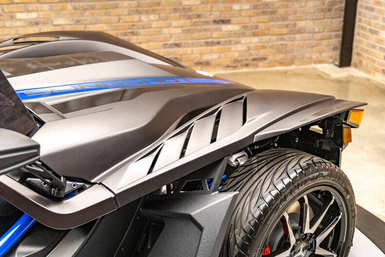2023 Polaris Slingshot