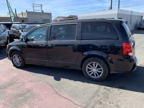 2014 Dodge Grand Caravan R/T