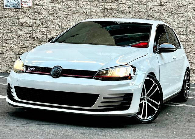 New 2024 Volkswagen Golf GTI Hatchback in Palmdale #