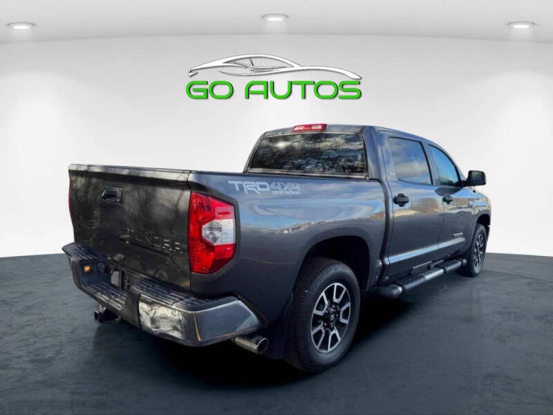 2017 Toyota Tundra SR5