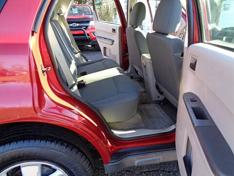 2010 Ford Escape XLS
