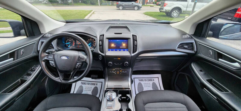 2020 Ford Edge SE