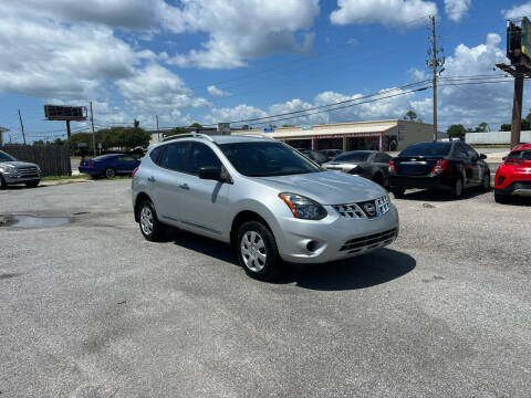 2014 Nissan Rogue Select for sale at Lucky Motors in Panama City FL