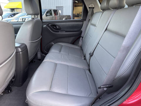 2005 Ford Escape HEV