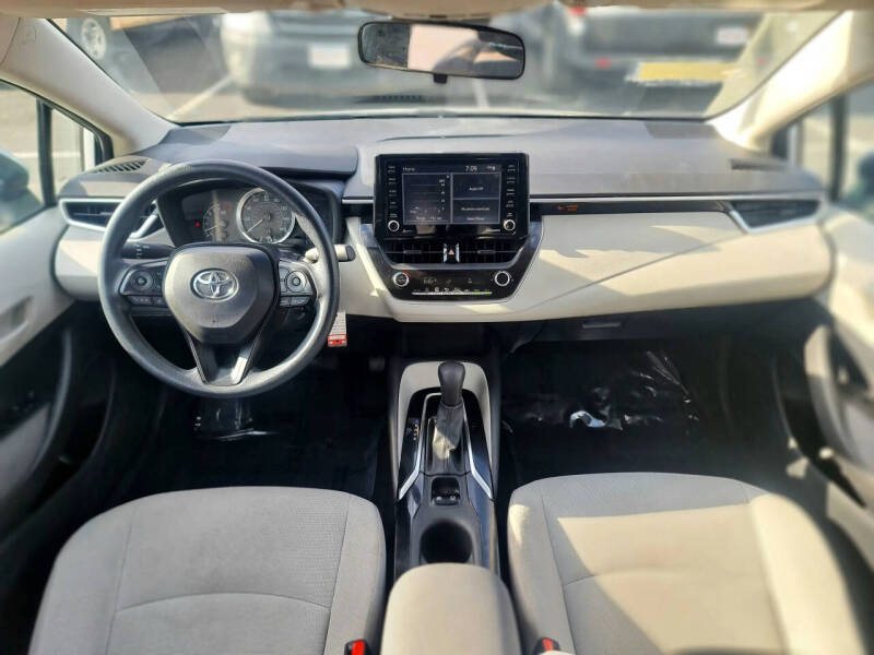 2022 Toyota Corolla LE