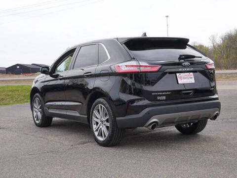 2023 Ford Edge Titanium