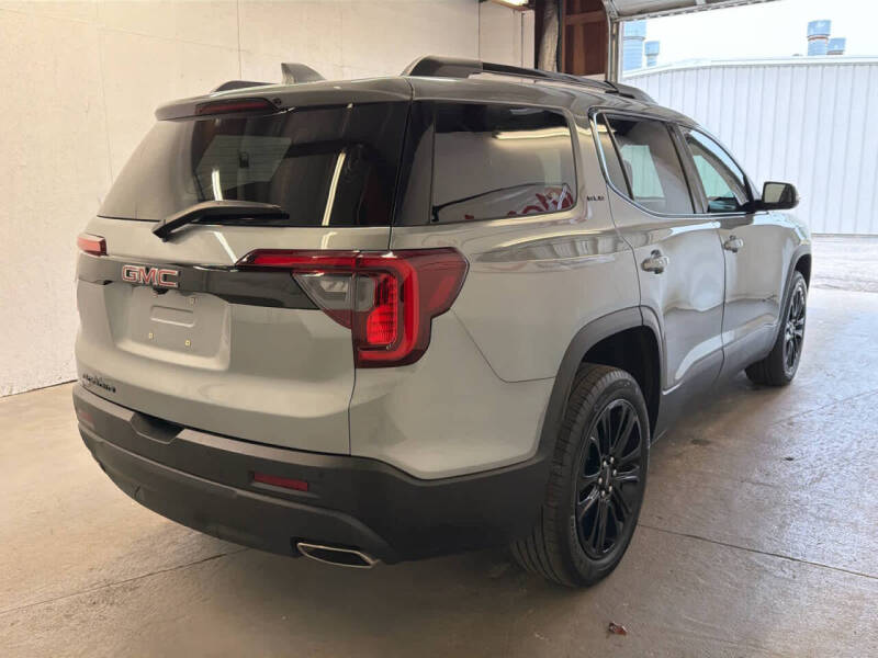 2023 GMC Acadia SLE