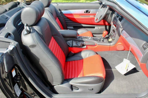 2002 Ford Thunderbird Deluxe