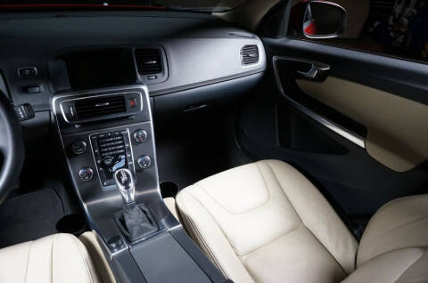 2013 Volvo S60 T5 Premier Plus