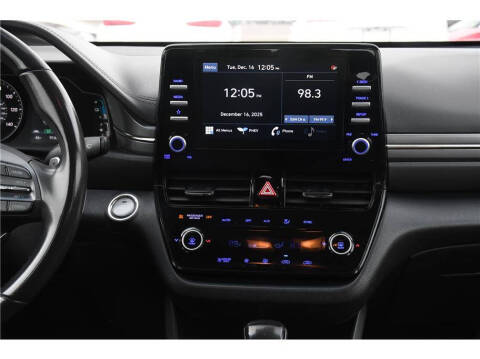 2022 Hyundai Ioniq Plug-in Hybrid SE