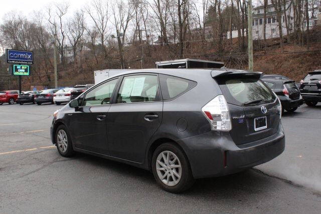 2012 Toyota Prius v