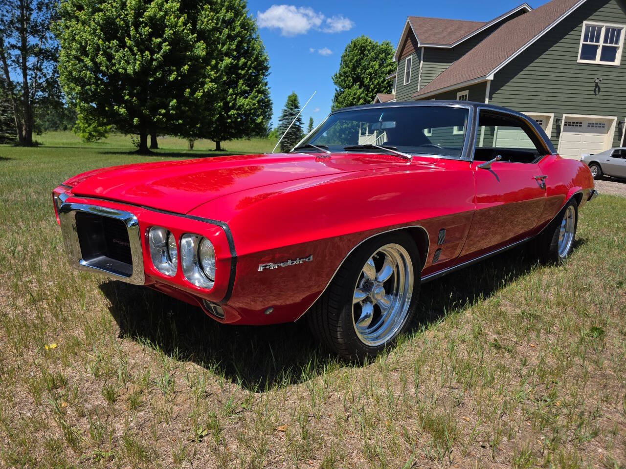 1969 Pontiac Firebird 1