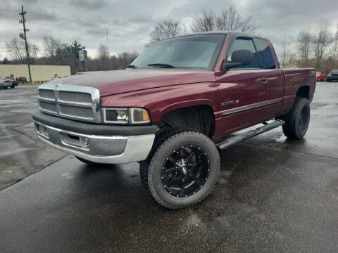 2001 Dodge Ram 1500 for sale at Cruisin' Auto Sales in Madison IN