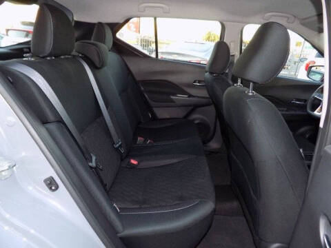 2024 Nissan Kicks SV