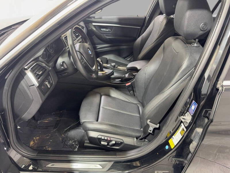 2018 BMW 3 Series 330i