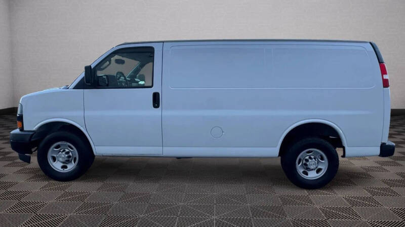 2021 Chevrolet Express 2500