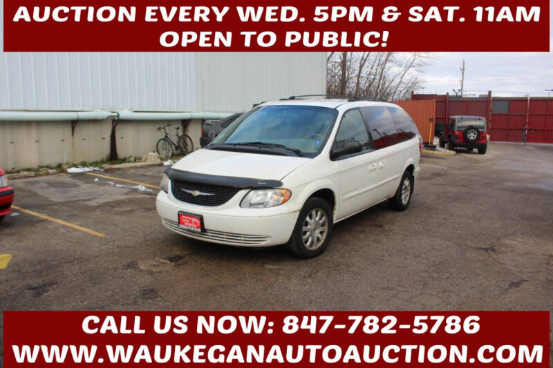 2001 Chrysler Town and Country for sale at Waukegan Auto Auction in Waukegan IL