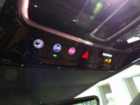 2025 Cadillac Escalade IQ Luxury 2