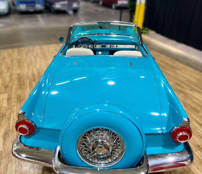1956 Ford Thunderbird
