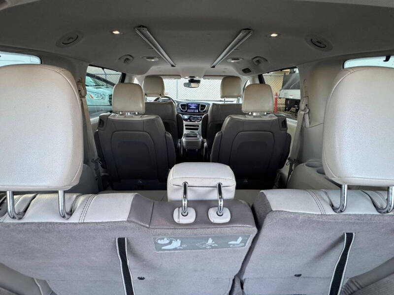 2018 Chrysler Pacifica Touring L