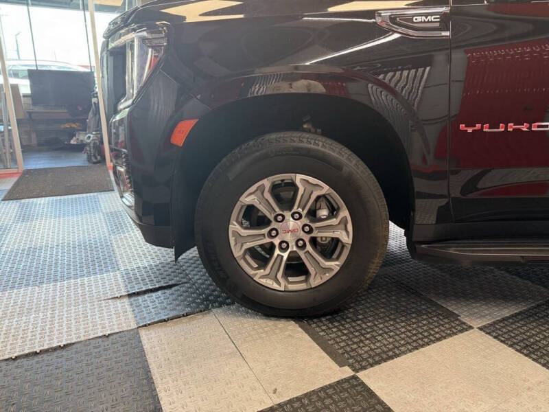 2024 GMC Yukon XL SLE