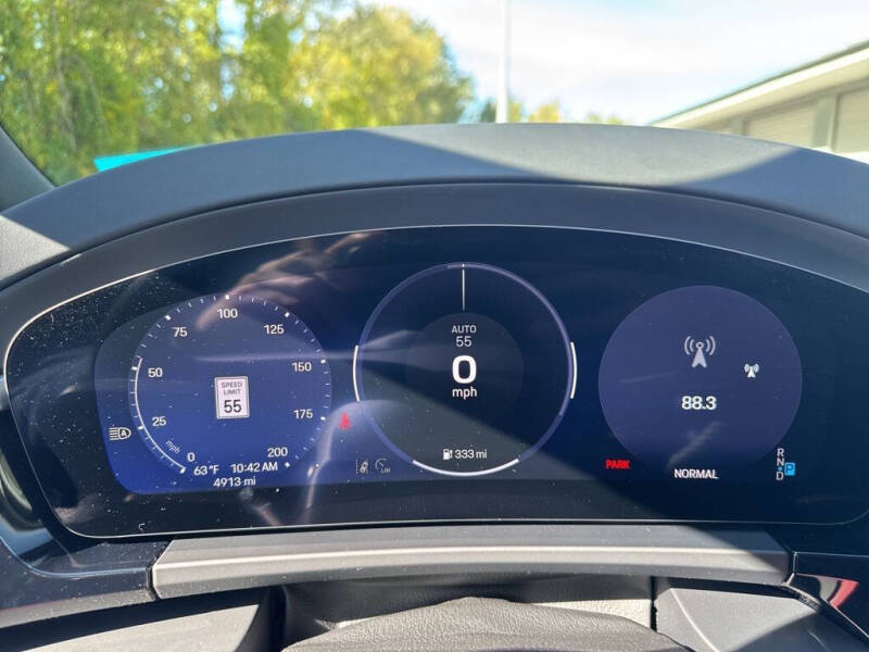 2025 Porsche Macan 4 Electric