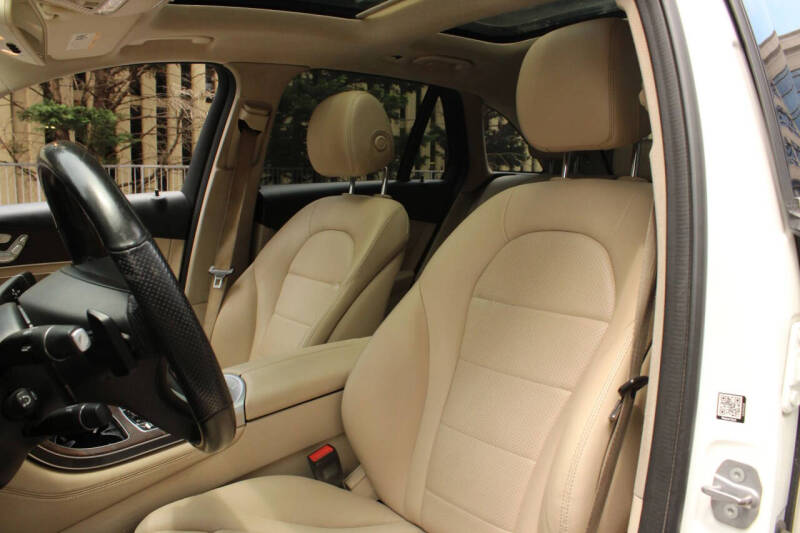 2019 Mercedes-Benz GLC GLC 300 4MATIC