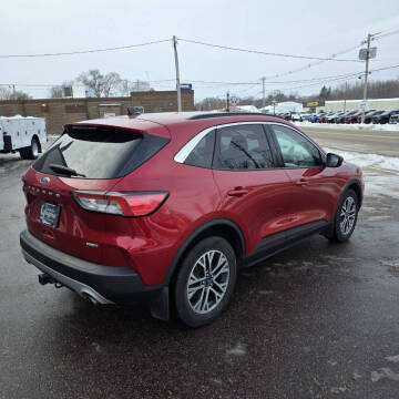 2020 Ford Escape SEL