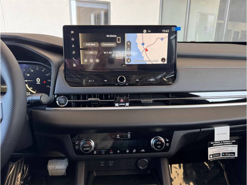 2026 Mitsubishi Outlander Black Edition