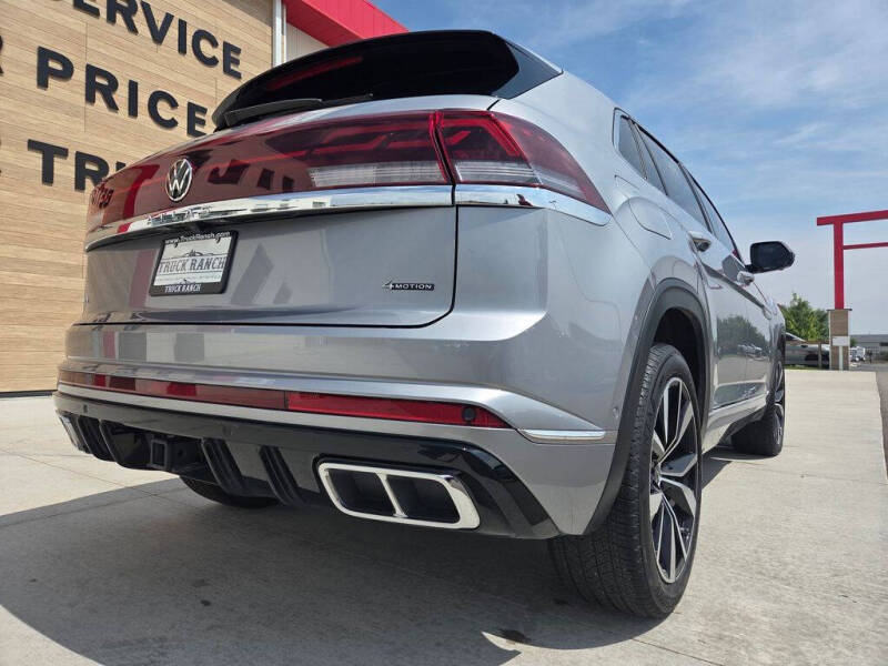 2024 Volkswagen Atlas Cross Sport SEL Premium R-Line 4Motion