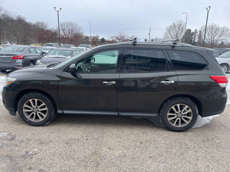 2015 Nissan Pathfinder SV