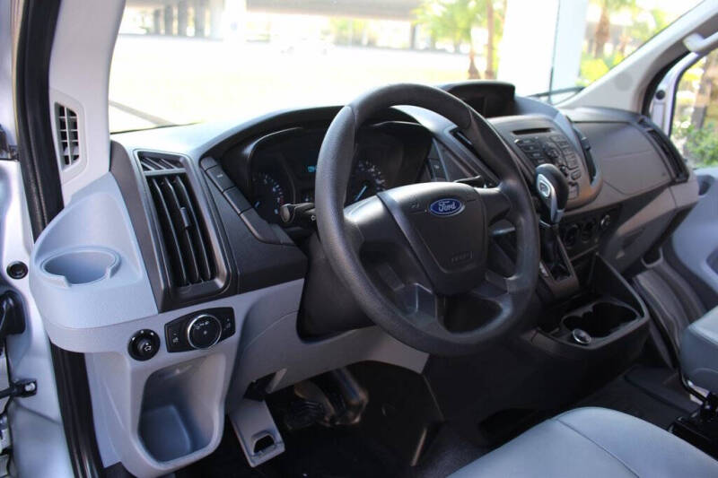 2017 Ford Transit