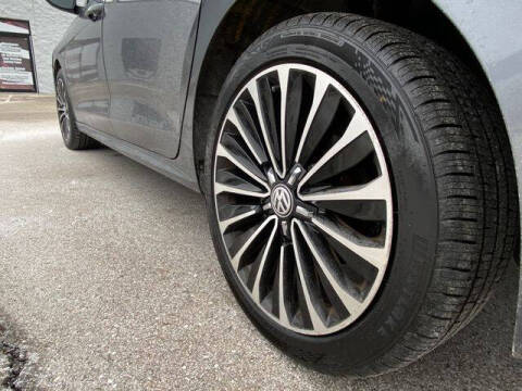 2022 Volkswagen Passat Limited Edition