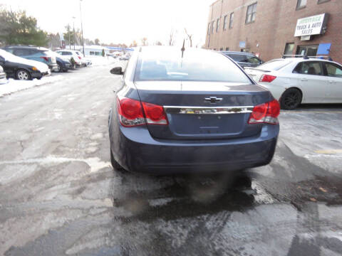 2014 Chevrolet Cruze LS Manual