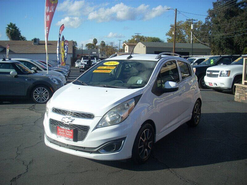 White 2014 Chevrolet Spark 2LT CVT 2LT CVT 4dr Hatchback 2