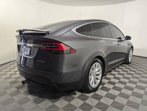 2020 Tesla Model X Long Range