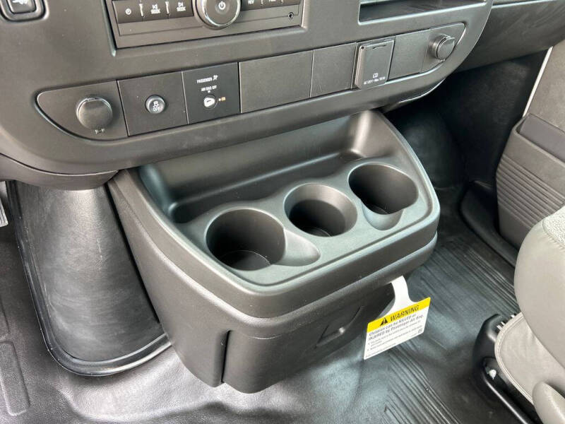 2026 GMC Savana 3500