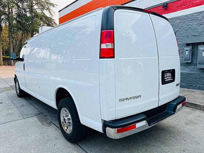 2017 GMC Savana 3500
