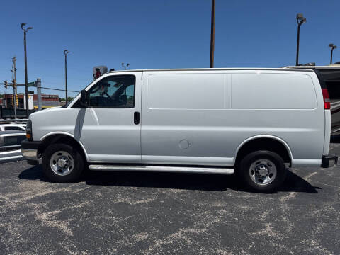 2024 Chevrolet Express 2500
