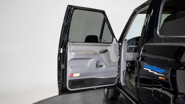 1994 Ford F-150 SVT Lightning