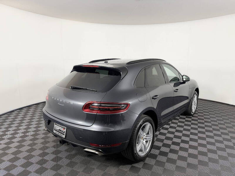 2017 Porsche Macan