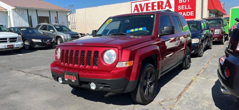 2012 Jeep Patriot Latitude photo 2