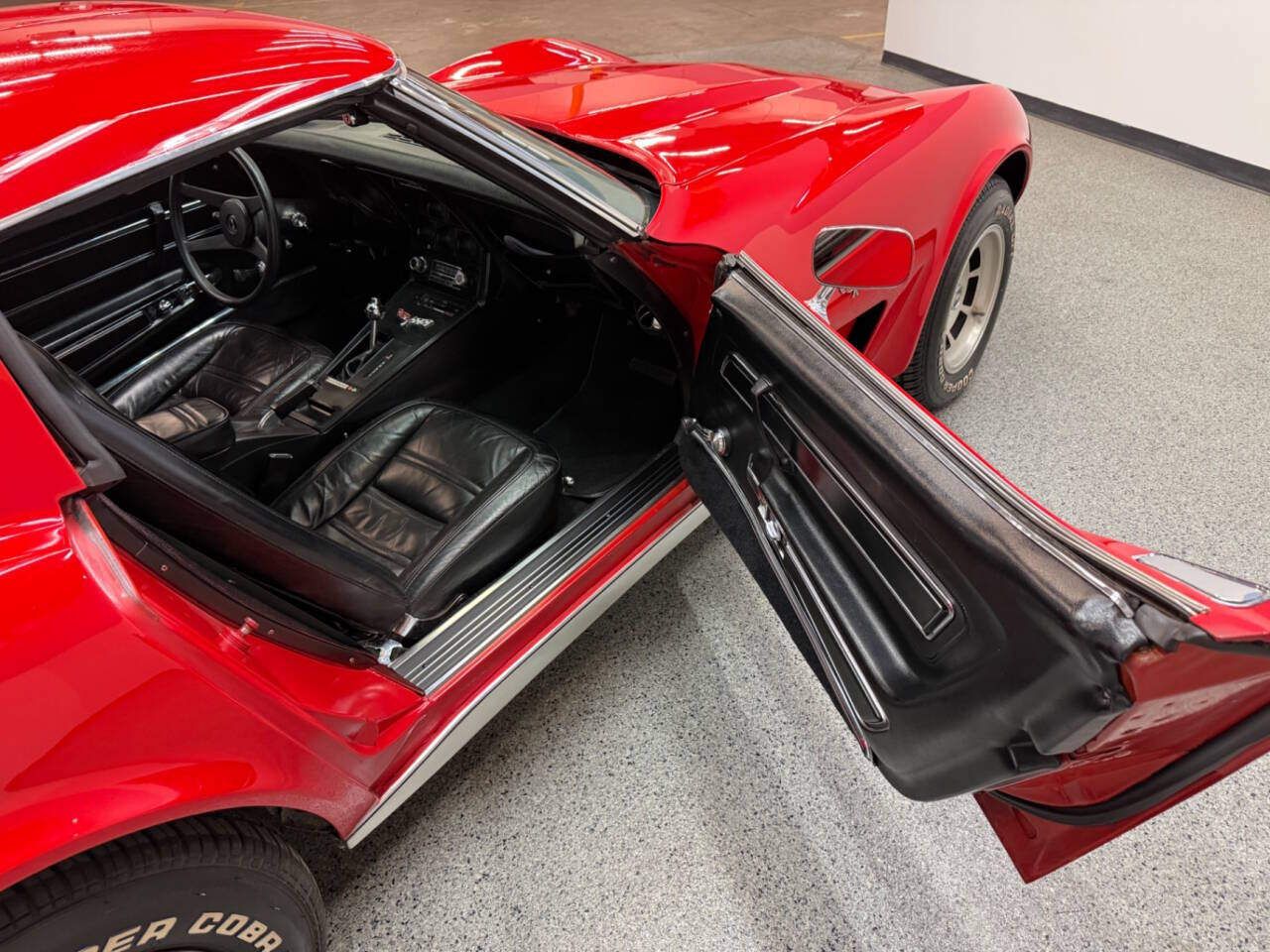 1977 Chevrolet Corvette 21