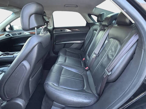 2013 Lincoln MKZ